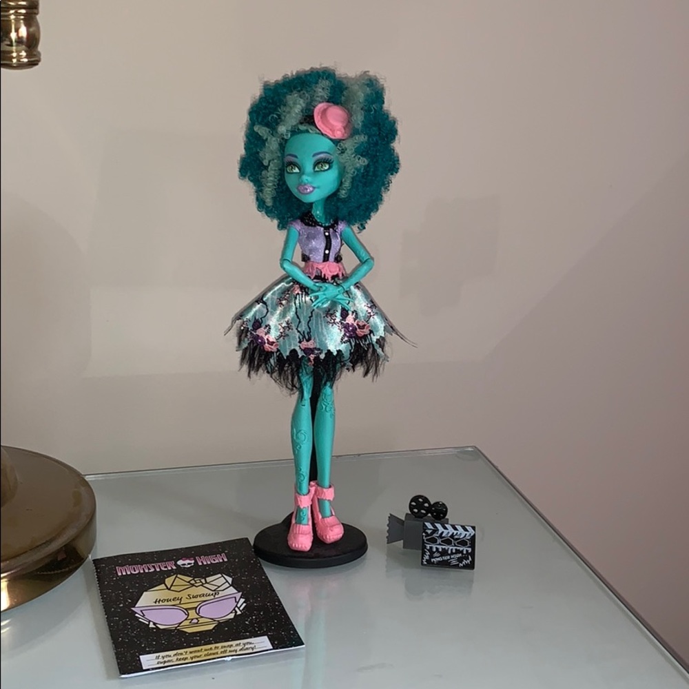 Honey Swamp Monster High Doll